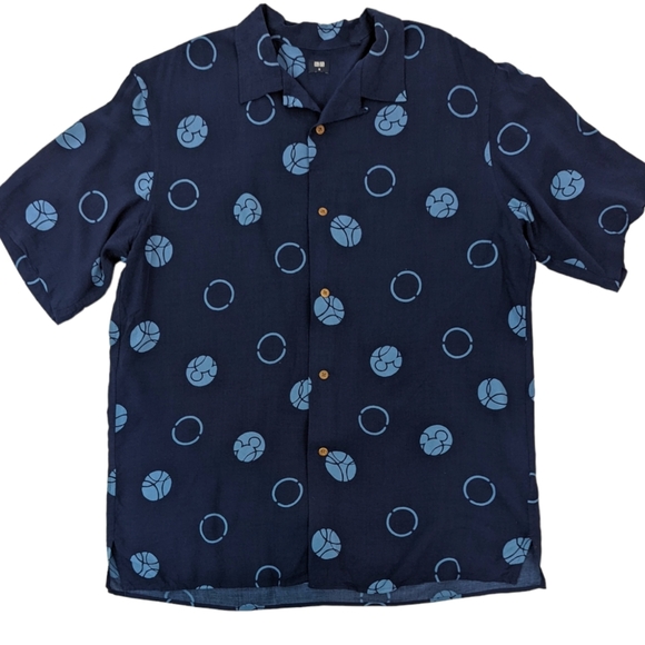 Disney Mickey Mouse Button Up Shirt Men's Medium Casual Short Sleeve Uniqlo - Picture 7 of 12